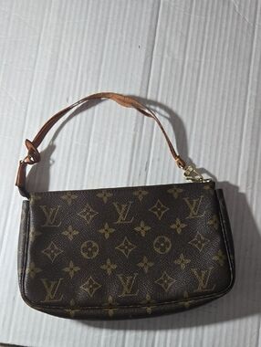 Vintage Louis Vuitton Brown Monogram Canvas Wristlet Clutch